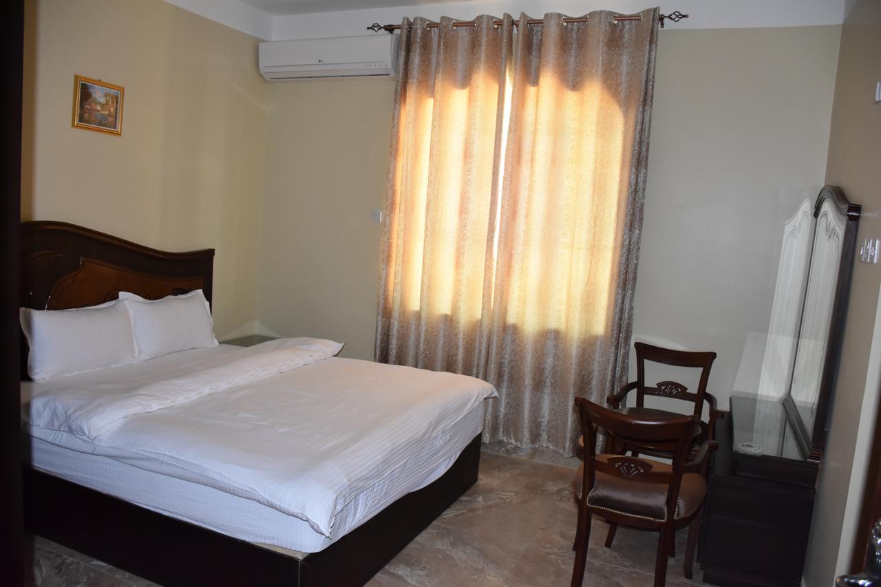 Al 'Aqar Green Mountain Hotel Apartments מראה חיצוני תמונה