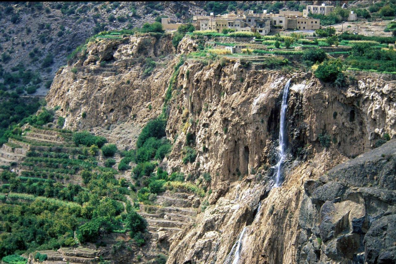Al 'Aqar Green Mountain Hotel Apartments מראה חיצוני תמונה